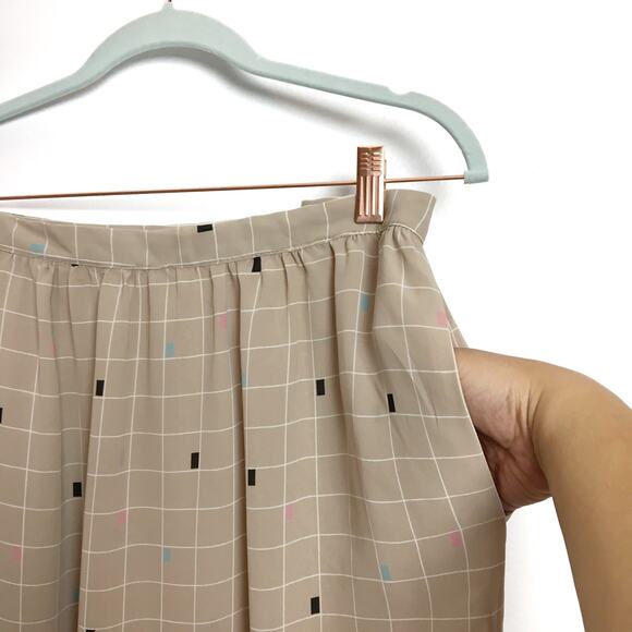 Vintage 80’s geometric semi sheer chiffon skirt Small - Picture 4 of 6